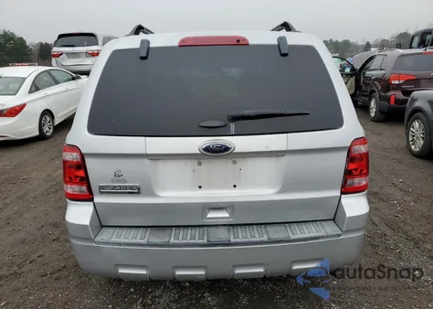 2012 Ford Escape Xlt z USA, uszkodzony, nr VIN 1FMCU9D77CKB37213